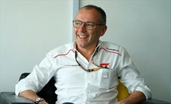 Domenicali pressa: «Due GP in Italia? Dobbiamo stare al passo coi tempi» - Domenicali pressa: «Due GP in Italia? Dobbiamo stare al passo coi tempi»