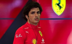 Domenicali: Sainz stia tranquillo, altrimenti andrà in difficoltà psicologica. Verstappen campione