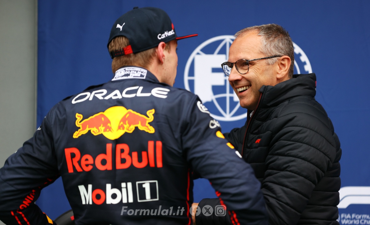 Domenicali su Verstappen: «Sono certo che rimarrà con noi. È felice delle modifiche»