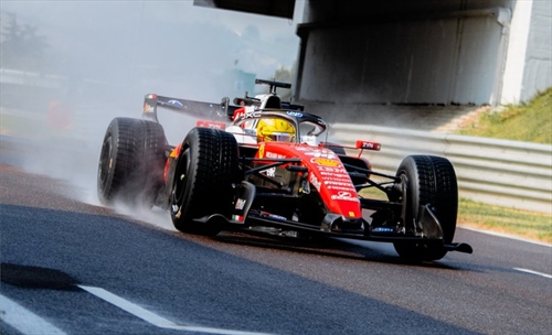 «È di nuovo pericoloso»: Mansell accende la miccia sulla rinascita di Hamilton - «È di nuovo pericoloso»: Mansell accende la miccia sulla rinascita di Hamilton