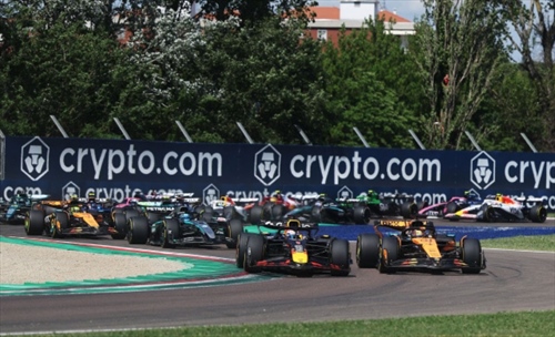 E' di Verstappen il sorpasso dell'anno