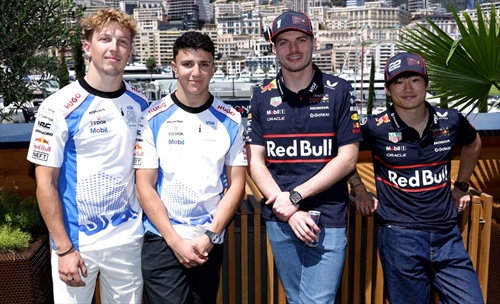 E se Verstappen provasse davvero la VCARB-02? - E se Verstappen provasse davvero la VB-CARB02?