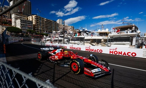 È solo venerdì - Leclerc sente l'aria di casa, ma occhio alle McLaren (e a Max) - È solo venerdì - Leclerc sente l'aria di casa, ma occhio alle McLaren (e a Max)