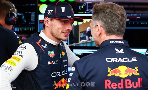 È solo venerdì - Leclerc sente l'aria di casa, ma occhio alle McLaren (e a Max) - È solo venerdì - Leclerc sente l'aria di casa, ma occhio alle McLaren (e a Max)
