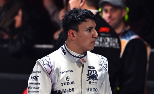 «È stata davvero noiosa»: Hadjar racconta la sua gara a Las Vegas - «È stata davvero noiosa»: Hadjar racconta la sua gara a Las Vegas