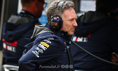 Ecclestone ambiguo: «Horner? In Ferrari c'è il caos. Elkann insulta perfino i piloti» - Ecclestone ambiguo: Horner? In Ferrari c'è il caos. Elkann insulta perfino i piloti