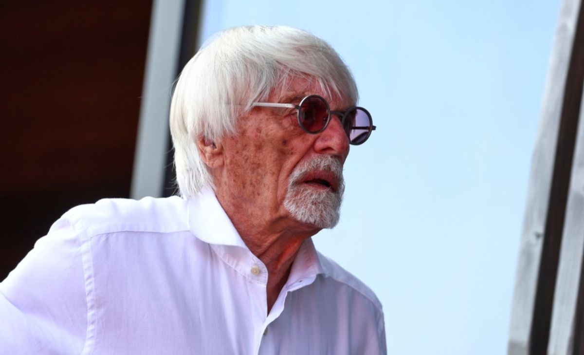 Ecclestone insinua dubbi: «La McLaren potrebbe star frenando Oscar Piastri»