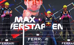Ecclestone: «Verstappen è speciale, ma il migliore resta Prost. Alain non aveva aiuti» - Ecclestone: «Verstappen è speciale, ma il migliore resta Prost. Alain non aveva aiuti»