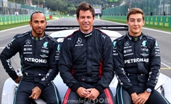 Ecco perché Hamilton non lascerà mai la Mercedes: “Insieme non abbiamo limiti” - Ecco perché Hamilton non lascerà mai la Mercedes “insieme non abbiamo limiti”