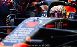 Errore Red Bull, Verstappen è una furia: «Avremmo dovuto saperlo. La gara sarà frustrante» - Errore Red Bull, Verstappen è una furia: «Avremmo dovuto saperlo. La gara sarà frustrante»