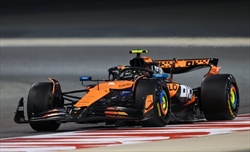 F1 2025 - Test Bahrain, giorno 1 pomeriggio: Norris ricomincia davanti. Max solo terzo