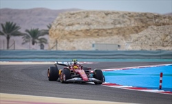 F1 2025 - Test Bahrain, giorno 2 mattina: Hamilton in testa 