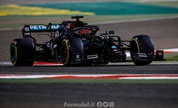 F1, calendario da 23 gare: come cambia il weekend? Le novità e il commento (amaro) di Mercedes - F1, calendario da 23 gare: cosa cambia il venerdì? Tutti i dettagli