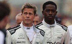 F1, Hamilton costretto a correggere delle «str***ate» nel film di Brad Pitt - F1, Hamilton costretto a correggere delle «str***ate» nel film di Brad Pitt