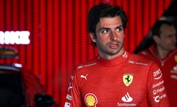 F1 - Il mercato piloti si muove, Carlos Sainz cerca un sedile per il 2025: gli scenari - F1 - Il mercato piloti si muove, Carlos Sainz cerca un sedile per il 2025: gli scenari