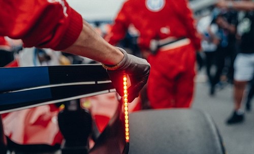 F1: luci viola, blu e gialle in arrivo sulle vetture a partire dal GP del Canada 