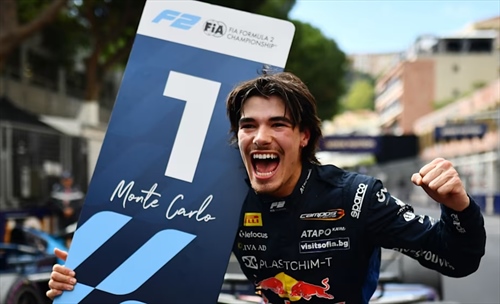 F1, mercato piloti 2027: i rookie pronti a rivoluzionare la griglia - F1, mercato piloti 2027: chi sono i nuovi talenti pronti a cambiare la griglia