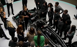 F1 - Presentazione vetture 2023, svelata la nuova Mercedes W14: tutte le immagini - F1 - Presentazione vetture 2023, svelata la nuova Mercedes W14: tutte le immagini