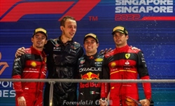 F1 - Red Bull fa 11 podi consecutivi a Singapore. Meglio solo la Ferrari a Monza: il dato - F1 - Red Bull fa 11 podi consecutivi a Singapore. Meglio solo la Ferrari a Monza: il dato