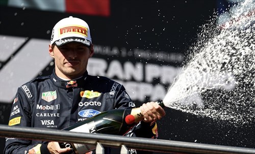 F1, Verstappen contro il Madring: «Che ca**o di gara di Topolino è questa?»