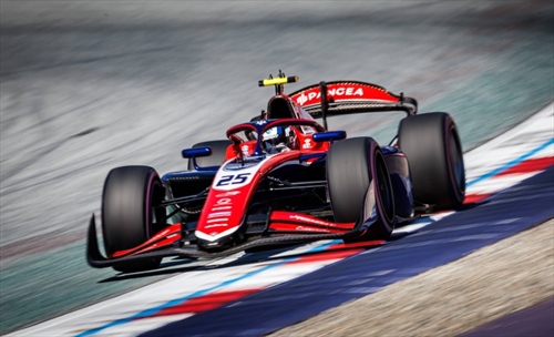 F2, Austria - Sprint Race: Bennett trionfa a Spielberg. Camara fa strike in partenza - F2, Austria - Sprint Race: Bennett trionfa a Spielberg. Camara fa strike in partenza
