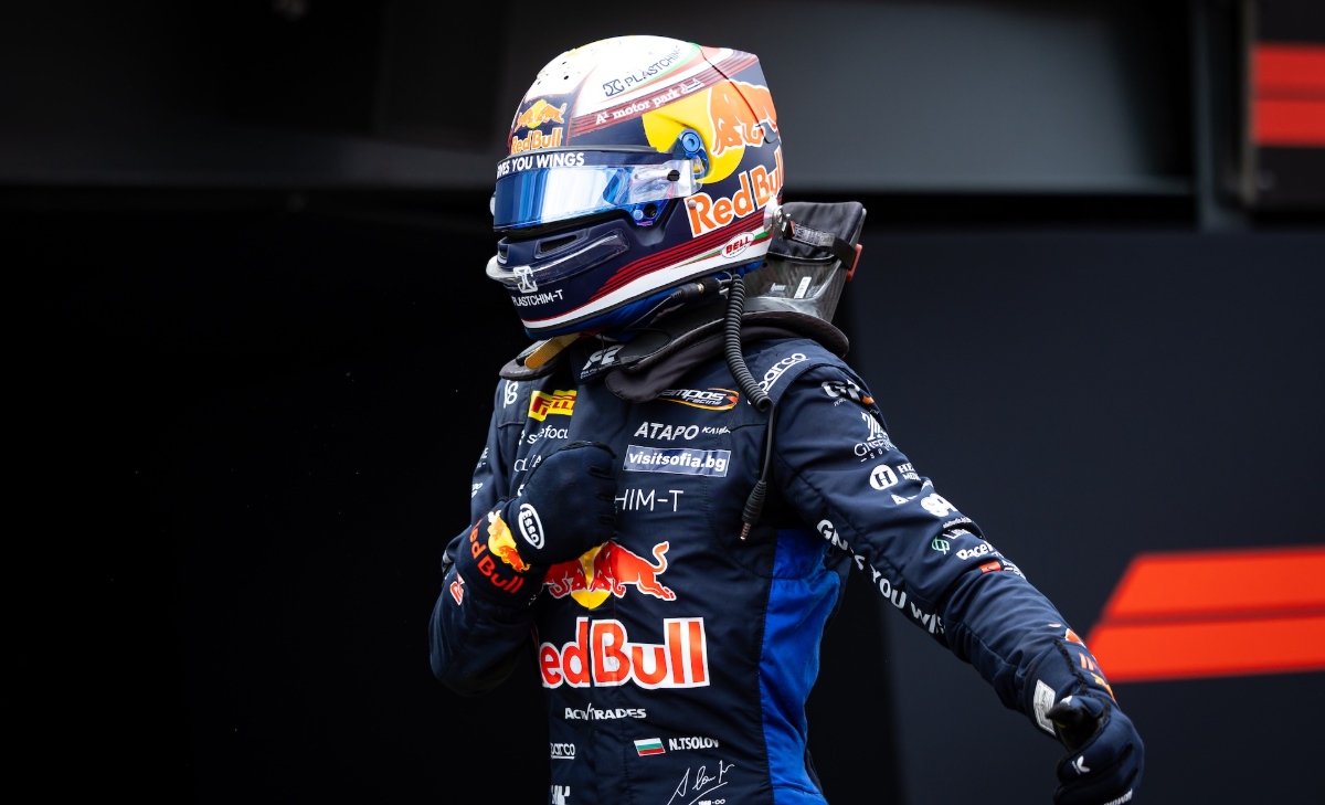 F2, Gran Bretagna - Sprint Race: Minì beffato all'ultimo. Tsolov vince a Silverstone