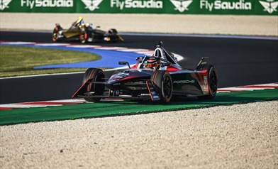 FE, Wehrlein trionfa a Misano, Rowland resta senza energia. Volata finale per il podio