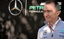 Fermata Paddington? No, Paddy Lowe: la dedica della metropolitana di Londra