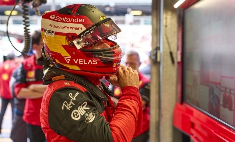 carlos sainz ferrari