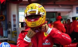 Ferrari, accoglienza da campione per Hamilton: sarà uno Schumacher o un Vettel? - Ferrari, accoglienza da campione per Hamilton: sarà uno Schumacher o un Vettel?