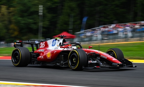 Ferrari all'attacco, ADUO e aggiornamenti: tutte le novità attese a Monza - Ferrari all'attacco, ADUO e aggiornamenti: tutte le novità attese a Monza