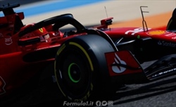 Ferrari, animi opposti. Leclerc: «Sempre più a mio agio», Sainz: «Venerdì più complicato del previsto» - Ferrari, animi opposti. Leclerc: «Sempre più a mio agio», Sainz: «Venerdì più complicato del previsto»
