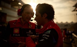Ferrari, Sainz: «Binotto? Non dirò cosa penso. So solo che Roma non fu costruita in un giorno» - Ferrari, Binotto addio? Sainz: «No commento. So solo che Roma non è stata costruita in un giorno»