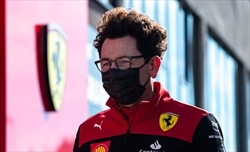 Ferrari - Binotto: Sainz deve gestire la pressione. La risposta del pilota