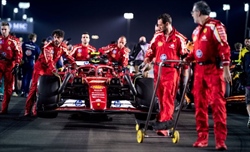 Ferrari cambia pelle per il 2025: nuovo colore per la squadra, i dettagli