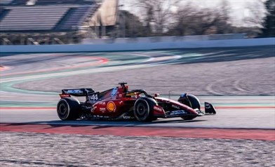 Ferrari, cambiano i piani dopo il crash di Hamilton: SF-23 e SF-24 in pista a Barcellona 