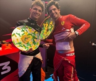 Ferrari, clamoroso Sainz: ha vinto in Australia con le medicazioni post operatorie - Ferrari, clamoroso Sainz: ha vinto in Australia con la medicazione sulla zona operata 