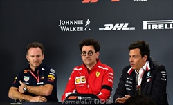Ferrari, come il vasetto del miele per le mosche - Ferrari, come il vasetto del miele per le mosche