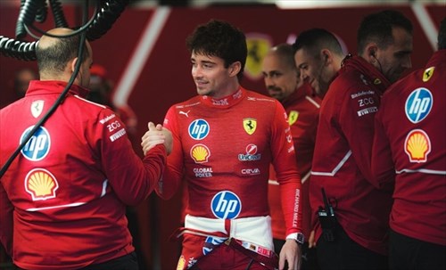 Ferrari, confusione in radio per Leclerc: «Non posso muovermi. Ve l'ho detto» - Ferrari, confusione in radio per Leclerc: «Non posso muovermi. Ve l'ho detto»