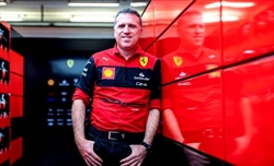 Ferrari, dietro le quinte di un calendario sempre più fitto: parla Sergio Bondi