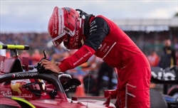 Ferrari, è l'ora delle decisioni: trionfare nelle battaglie o vincere la guerra? - Ferrari, è l'ora delle decisioni: trionfare nelle battaglie o vincere la guerra?