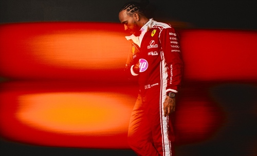 Ferrari, ecco le tute 2026 - Ferrari, ecco le tute 2026: tute le immagini