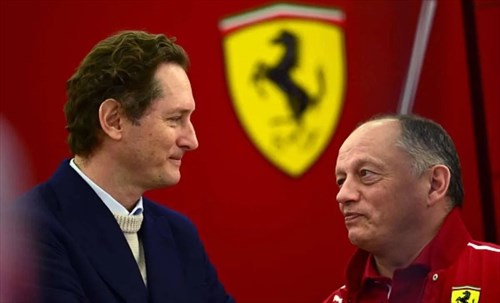 Ferrari, Elkann gioisce: «Diamo il massimo e crediamoci. Uniti facciamo grandi cose»
