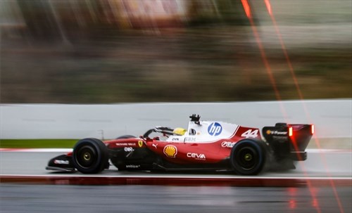 Ferrari, forme aggressive grazie alle scelte coraggiose sul motore: i dettagli 