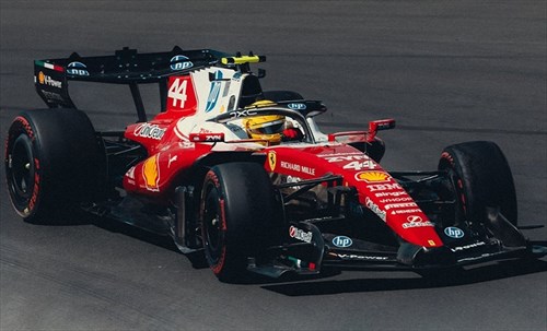 Ferrari, Hamilton e quel sospetto sulla resa delle gomme: «Non sono convinto...»