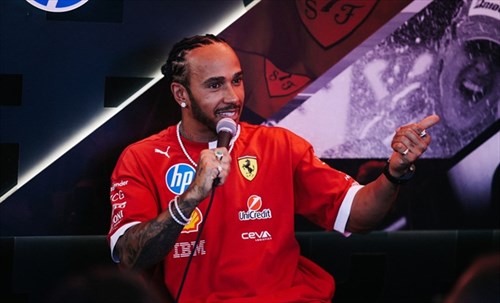 Ferrari, Hamilton: «Proveremo varie soluzioni. Adattamento? Qui mai nessuno come me...»