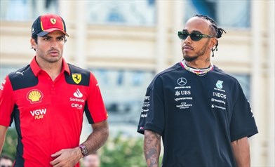 Ferrari, i consigli di Sainz a Lewis Hamilton: «C'è solo una cosa che posso dirgli...»
