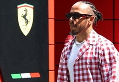 Ferrari: l'arrivo di Hamilton dovrà essere una garanzia, non un parafulmine - Ferrari: l'arrivo di Hamilton dovrà essere una garanzia, non un parafulmine