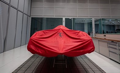 Ferrari, la nuova SF-23 è pronta: arrivano le prime immagini della rossa - Ferrari, la nuova SF-23 è pronta: arrivano le prime immagini della rossa
