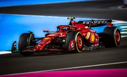 Ferrari, le condizioni di Sainz: «Mi sento molto debole» - Ferrari, le condizioni di Sainz: «Mi sento molto debole»
